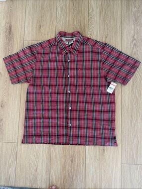 Quiksilver Red Plaid Short-Sleeve Button-Down Shirt